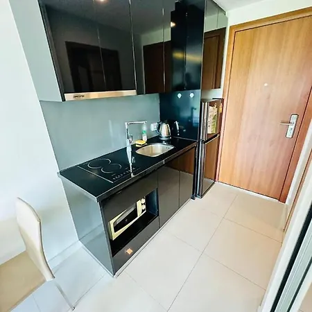 Apartment Club Royal Condominium