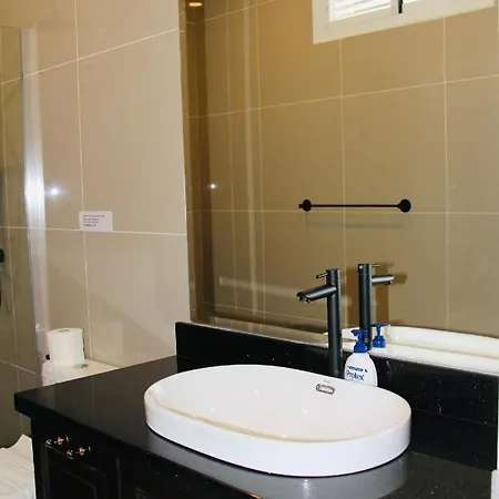 Siam-cityhouse Luxury Pool Villa-jacuzzi- Walking St 10min Villa Pattaya