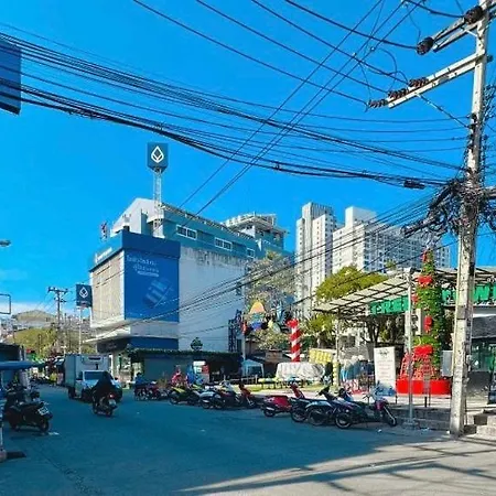 Diana Estate Apartment