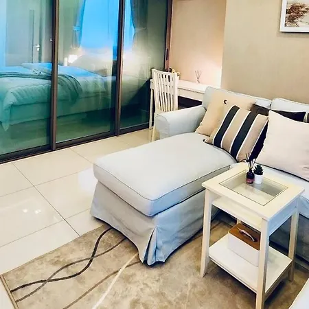 Oceanview Retreat Wongamat Tower * Pattaya