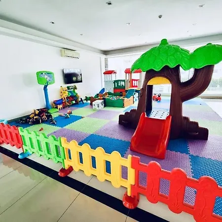 Apartment Oceanview Retreat Wongamat Tower
