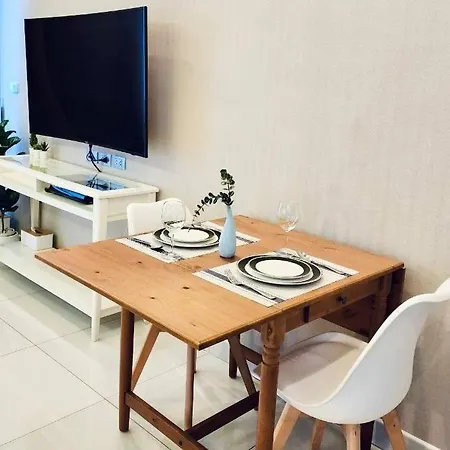 Apartment Oceanview Retreat Wongamat Tower