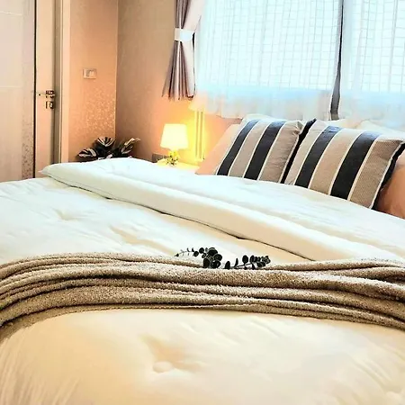 Oceanview Retreat Wongamat Tower Apartment Pattaya
