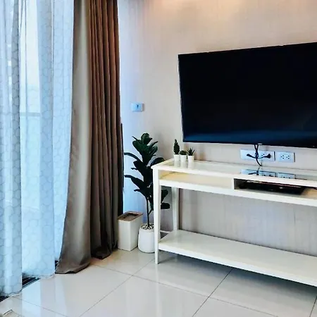 Oceanview Retreat Wongamat Tower Pattaya