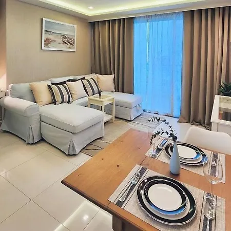 Apartment Oceanview Retreat Wongamat Tower *