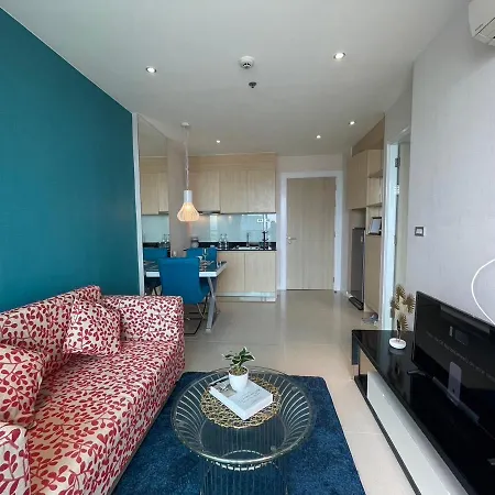 Grand Caribbean View Apartment *