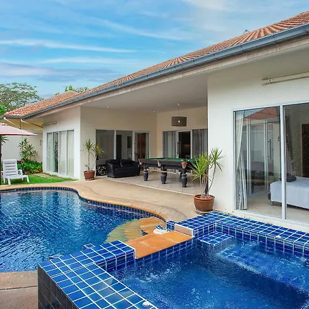 Villa Magic