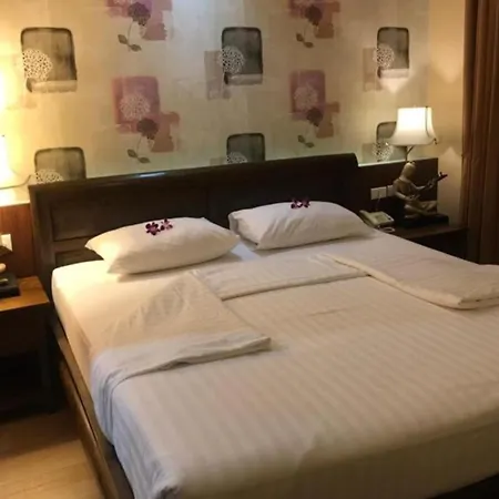 โรงแรม The Ld