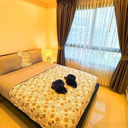 Apartment Arcadia Beach Pool View *