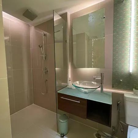 Grand Caribbean 19 Floor