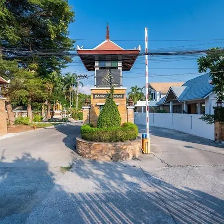 Deluxe Pool Close To And Walking Street! Villa *