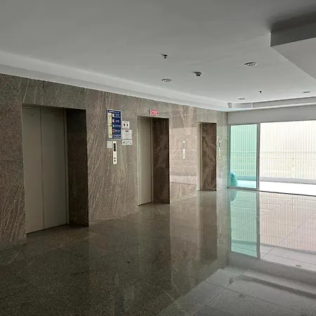 Viewtalay Condominium คอนโดวิวทะเล 6 พัทยา By Dollie Pattaya