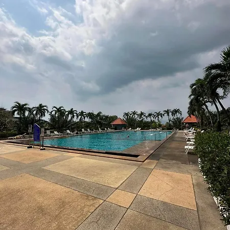 Viewtalay Condominium คอนโดวิวทะเล 6 พัทยา By Dollie Apartment Pattaya