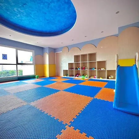 Spacious 1br Waterpark Near & Walking St. Apartment