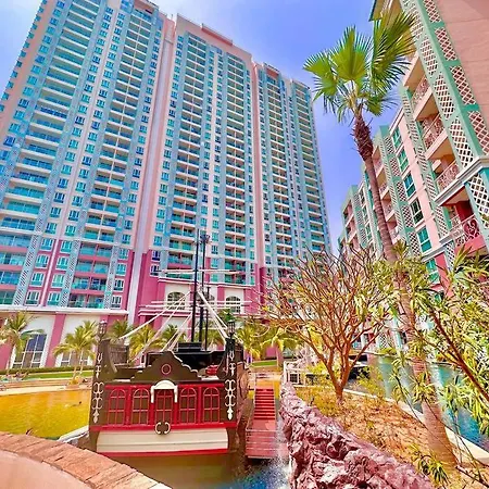 Spacious 1br Waterpark Near & Walking St.