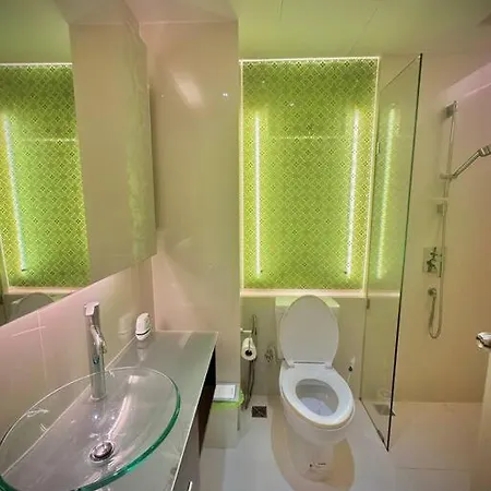 Apartment Spacious 1br Waterpark Near & Walking St.