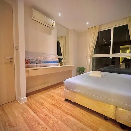 Spacious 1br Waterpark Near & Walking St.