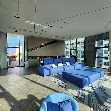 Apartment The Base *