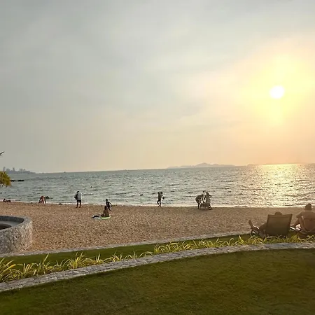 Oceanfront Luxury In With Private And Inifinity Pool - Not A 30 Day Minimum Apartment