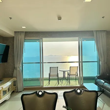 Oceanfront Luxury In With Private And Inifinity Pool - Not A 30 Day Minimum Pattaya