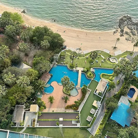 Apartment Oceanfront Luxury In With Private And Inifinity Pool - Not A 30 Day Minimum Pattaya