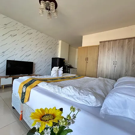 Apartment Mina View 49 Pattaya