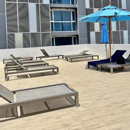 芭提雅中心centara Avenue 6楼一卧公寓 高速互联网智能电视酒吧街步行街 * Pattaya