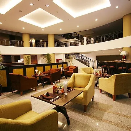 Summer Spring Hotel 3*