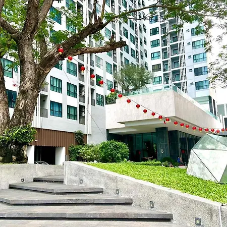อพาร์ทเม้น Sea View @the Base