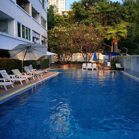 Cozy, Well Equipped Studio With Views And Pool Use