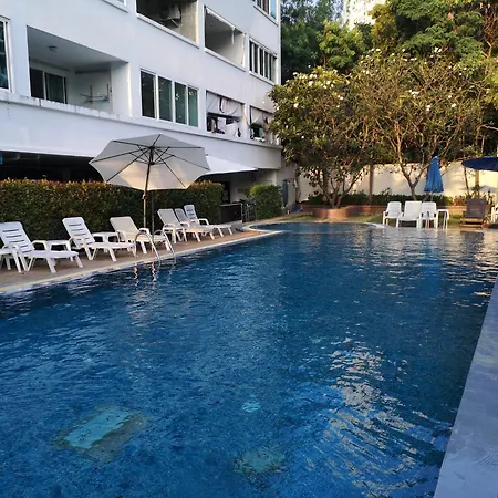 Cozy, Well Equipped Studio With Views And Pool Use Pattaya