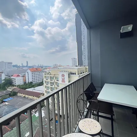 Downtown Lux Fun 2bedroom Rooftop Pool #taa16710 Apartment Pattaya