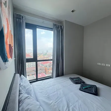Downtown Lux Fun 2bedroom Rooftop Pool #taa16710 Apartment Pattaya