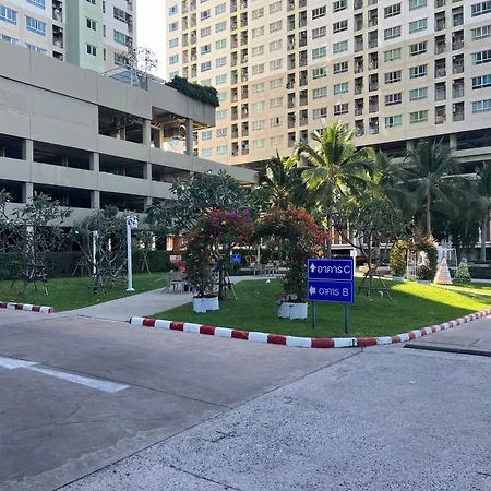 Lumpini Naklua-wongamat B14 Near Terminal 21 *