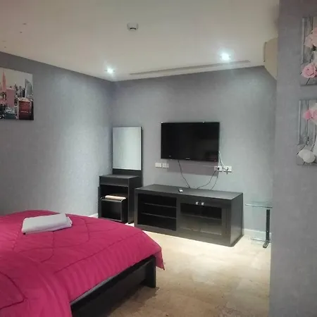 Apartment Royal Hill Luxurious Spacious 2 Bedrooms 2 Baths 100sqm Wi-fi