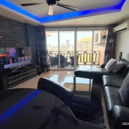 Apartment Royal Hill Luxurious Spacious 2 Bedrooms 2 Baths 100sqm Wi-fi *