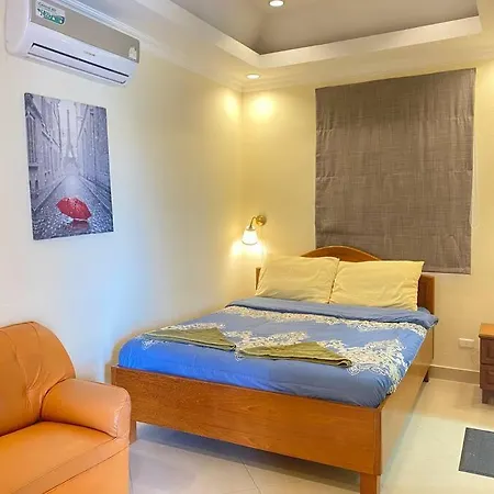 Villa Wst 1km,2moon Villa,5br,bbq,slider,karaoke *