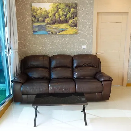 Oceanfront Luxury In With Private And Inifinity Pool - Not A 30 Day Minimum * Pattaya
