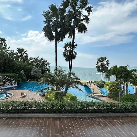 Oceanfront Luxury In With Private And Inifinity Pool - Not A 30 Day Minimum Apartment Pattaya