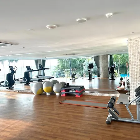 Oceanfront Luxury In With Private And Inifinity Pool - Not A 30 Day Minimum Pattaya
