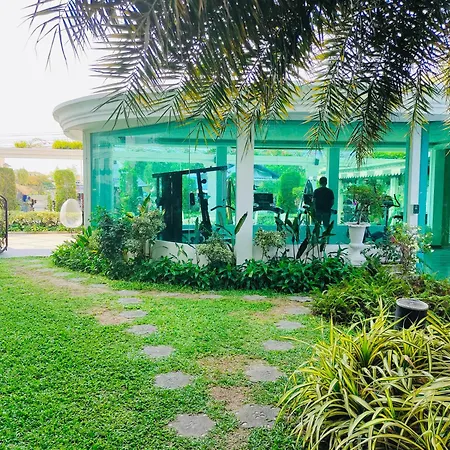 Center Luxurious Garden 2 Apartment Pattaya