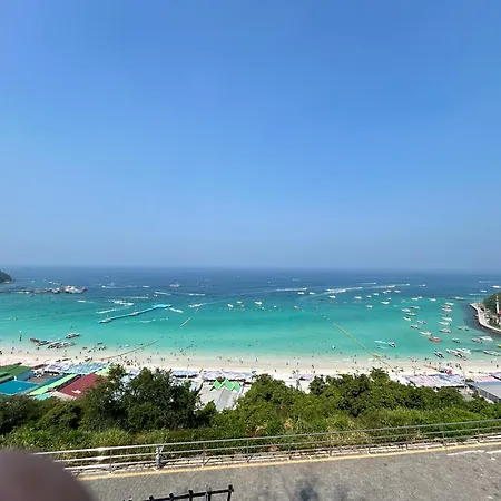 อพาร์ทเม้น Mena美景公寓酒店 *