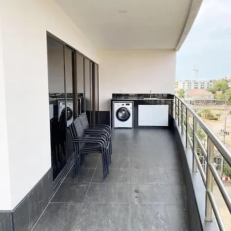Moderne Og Delikat Pa Stranden I Jomtien Apartment *