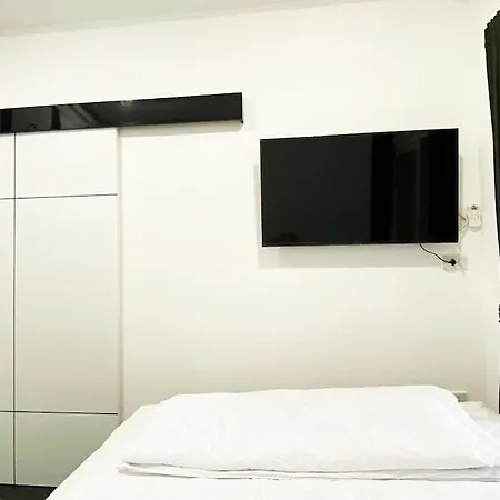 Apartment Moderne Og Delikat Pa Stranden I Jomtien