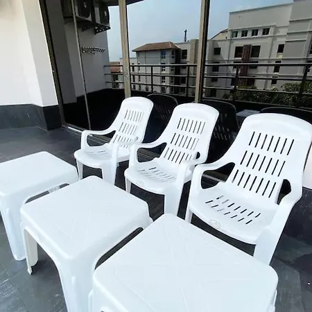 Moderne Og Delikat Pa Stranden I Jomtien *