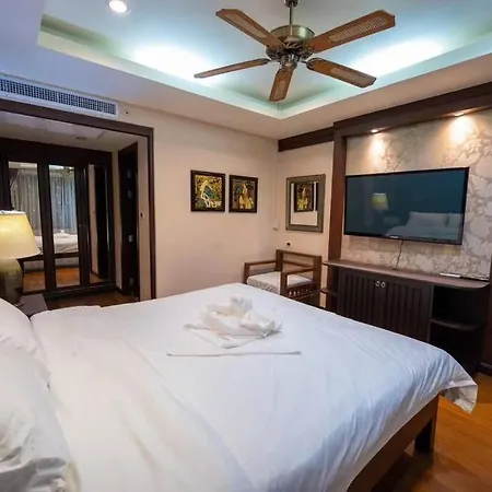 芭提雅市中心三臥室泳池別墅 Villa Pattaya
