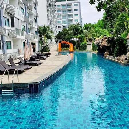Club Royal อพาร์ทเม้น *