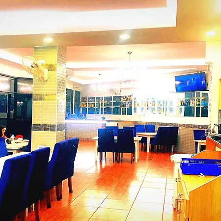 Ritz 3*