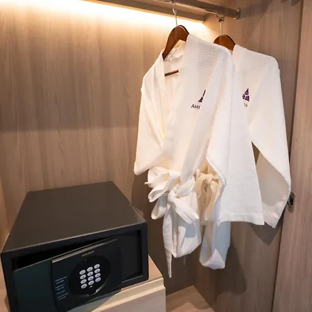Hotel Amethyst