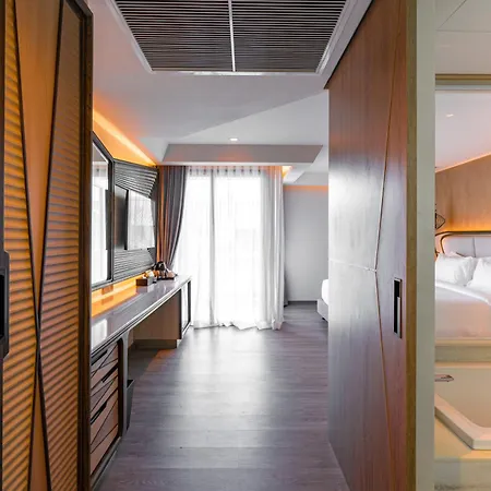 Amethyst Hotel